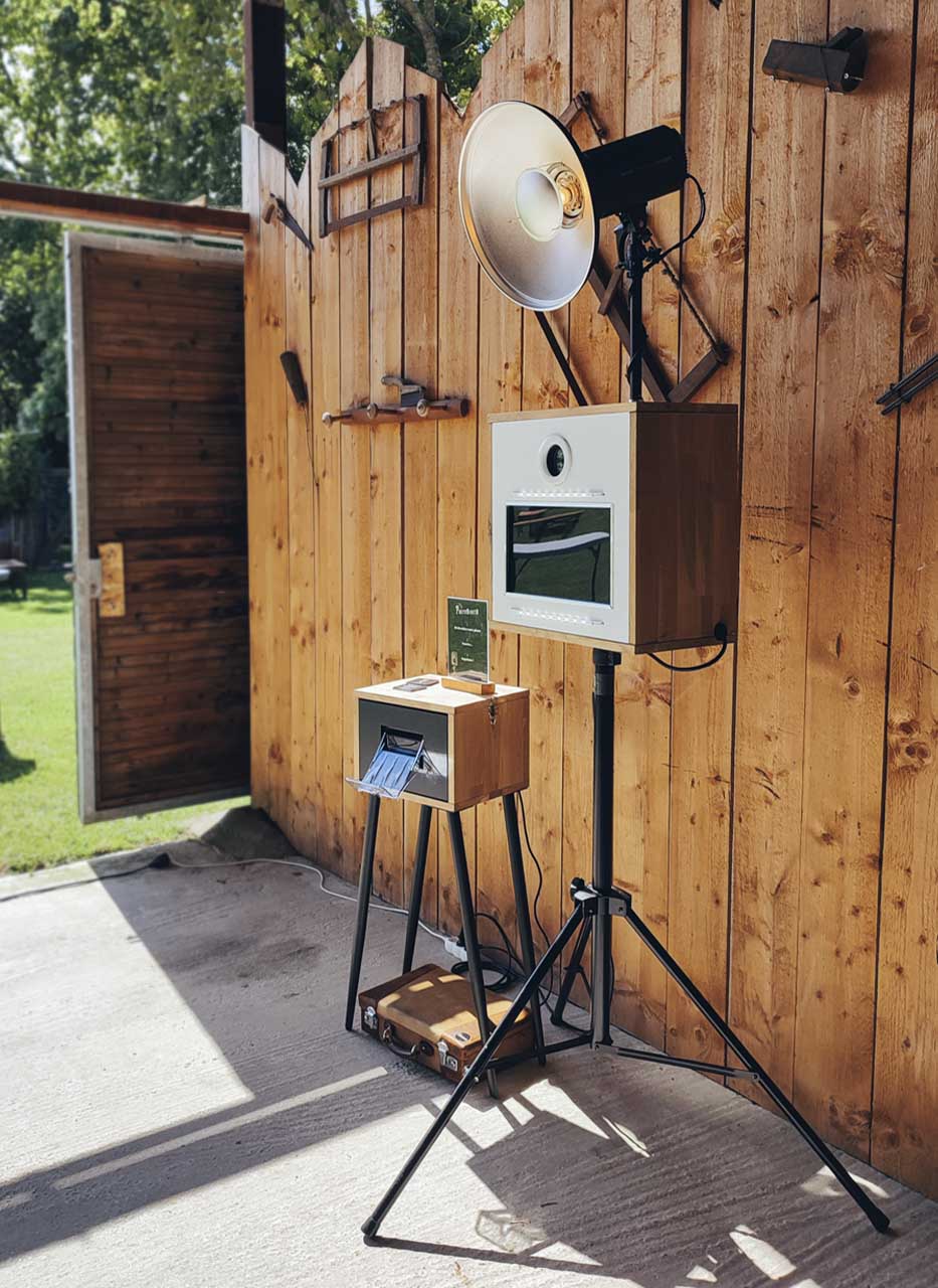 location-borne-photo-nantes-1 borne photo en bois avec tirages illimités